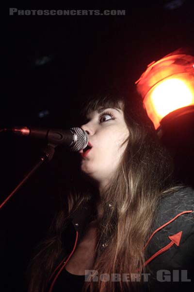 PHOEBE KILLDEER AND THE SHORT STRAWS - 2008-04-24 - PARIS - La Maroquinerie - Phoebe Tolmer